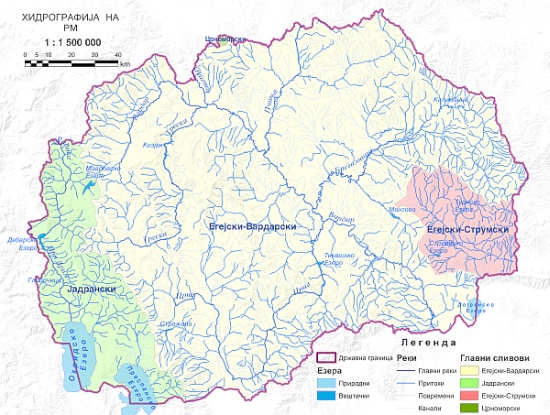 Колку изнесува „водната“ површина на Македонија?